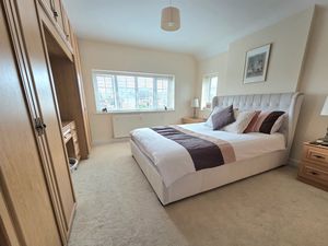 Photo 16- click for photo gallery